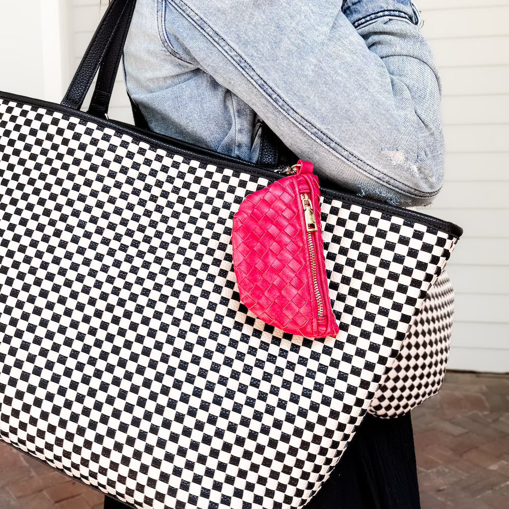 Mini Westlyn Bag Charm – Clip-On Mini Bag Accessory for Cash, Cards & AirPods